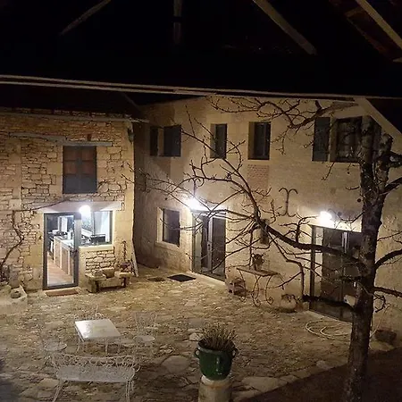 Le Clos Des Songes Saint-Leon-sur-Vezere Esterno foto